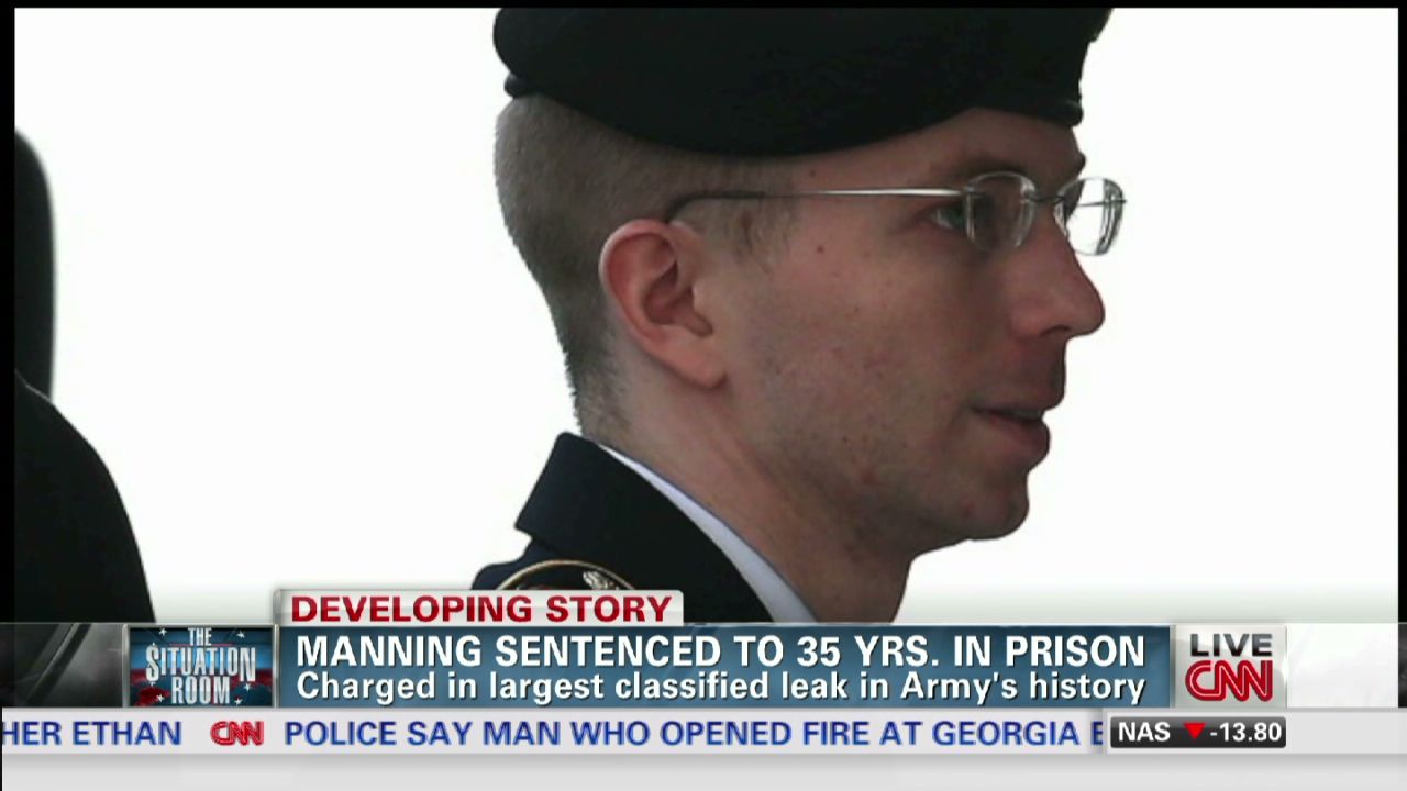 WikiLeaks source Manning gets 35 years, will seek pardon