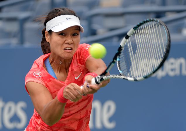 Li Na was fully focused as she downed Belarus' Olga Govortsova 6-2 6-2. The Chinese grand slam winner had a successful build-up to the U.S. Open, reaching the semifinals in Cincinnati and Toronto. 