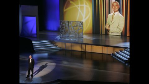 After Carson died in January 2005, David Letterman paid tribute to him in the best way he knew: by turning over his entire monologue to the celebrated comedian and TV personality, composing it of jokes Carson had written.