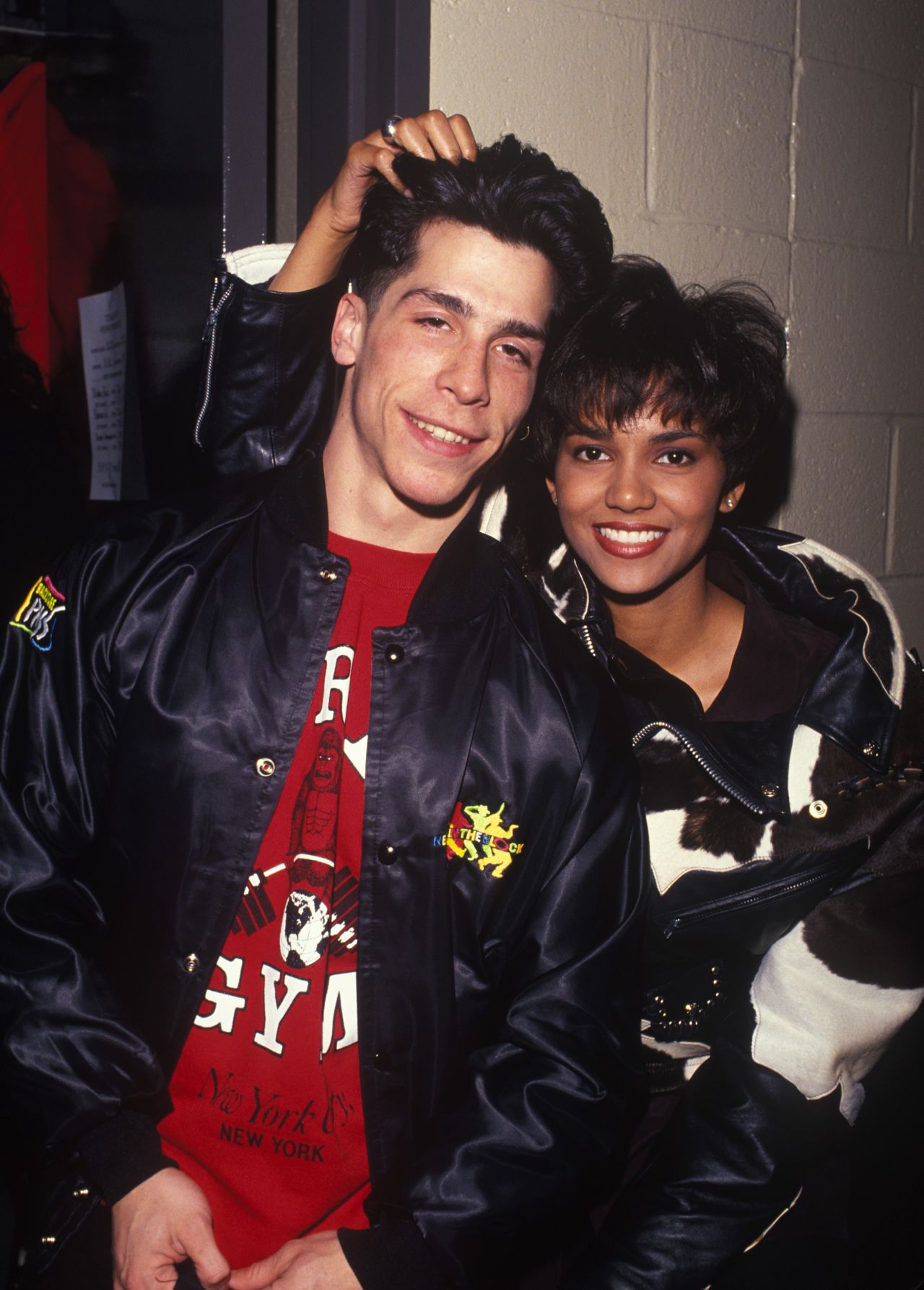 Let's time-travel back to 1989, when New Kids on the Block wasn't an aging boy band but rather the hottest thing on, well, the block. At the time, it did make sense that Danny Wood would fall for another rising star: Halle Berry.