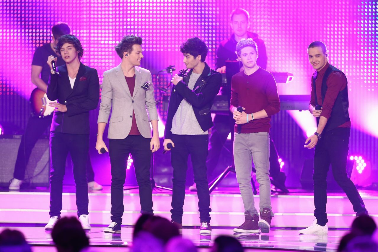 Which One Direction members share middle names?