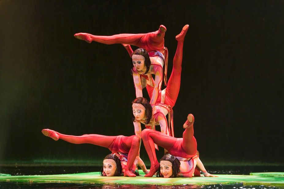 Introducing the remarkable contortionists of Cirque du Soleil's legendary Las Vegas Stage show, called "O."
