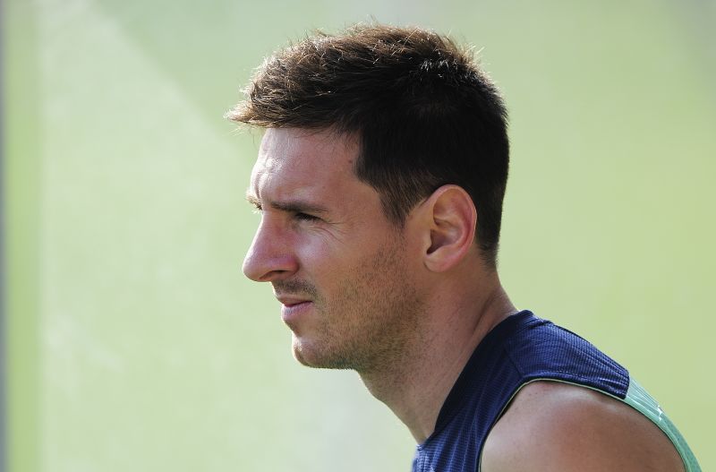 Lionel Messi Tests Positive For Coronavirus Confirm Ligue 1 Leaders Paris  SaintGermain