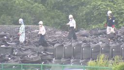 lklv hancocks japan fukushima cleanup_00011418.jpg