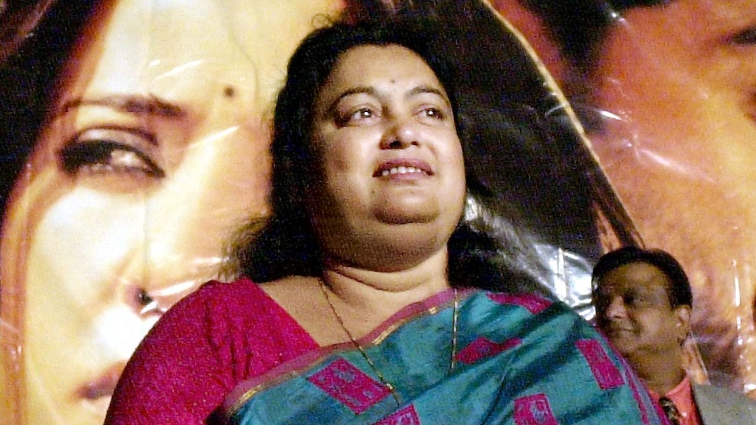 Sushmita Banerjee at a news conference in 2002, announcing a film based on her life story, "Escape from Taliban."
