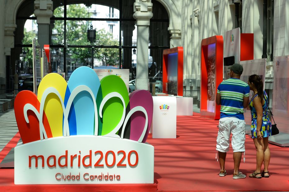 Organizers of Madrid's Olympic bid say the economic crisis in Spain will not affect the country's ability to stage the Games. Madrid is bidding for the third time after failing to win the vote in 2012 and 2016.