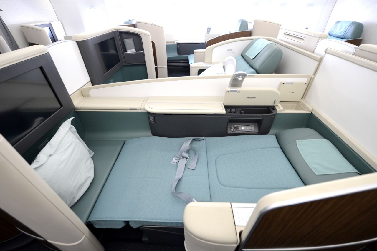 First-class passengers aboard Korean Airlines' A380 have access to these spacious compartments featuring added privacy and lie-flat seats, which certainly will come in handy during a trans-Pacific flight that lasts around 13 hours.