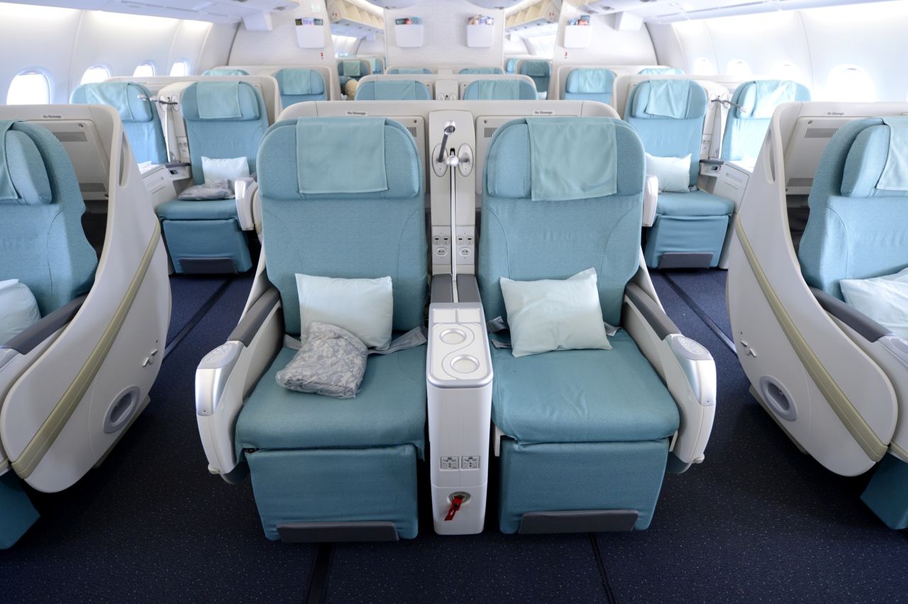 The airline has chosen a roomy seating configuration for the A380. It seats a maximum of 407 passengers -- fewer than any other A380 operator, according to Korean Airlines. 