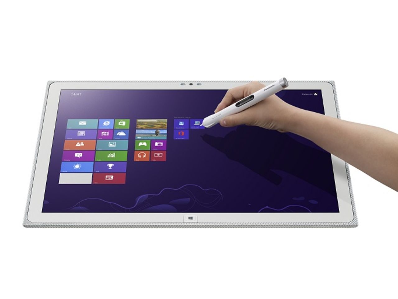 Powered by WIndows 8, the 20-inch Panasonic 4k weighs 2.4 kilos and will be available in Europe from November.