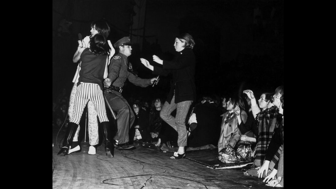 A timeline of the Sex Pistols' manic live shows
