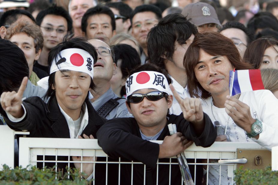 Some 5,000 Japanese fans, with individual fan clubs for horses and riders, traveled to Longchamp in Paris for last year's Prix de l'Arc de Triomphe. A similar contingent is expected this weekend.