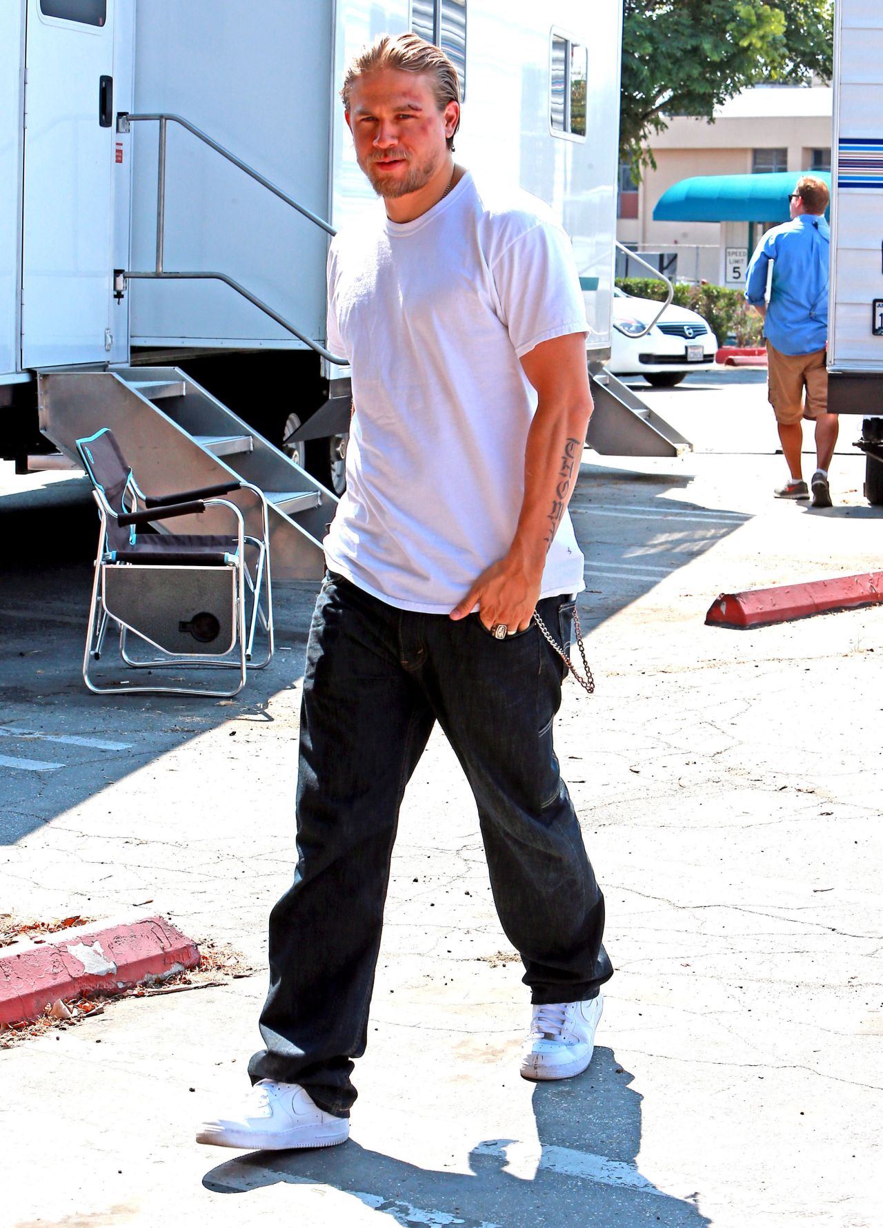"Fifty Shades of Grey" star Charlie Hunnam gets to work on the set of "Sons of Anarchy" on September 11.
