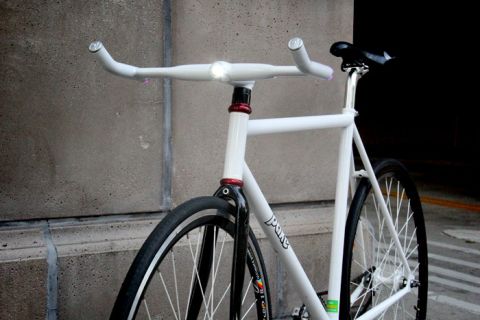 'Transform any bike into a smart bike' is the <a href="http://www.ridehelios.com/" target="_blank" target="_blank">Helios</a> tagline, whose detachable smart bars house LED lights that provide widespread illumination. You can use your smartphone to alter the color and intensity of your lights as well as track your bike's coordinates should it get stolen.