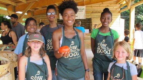 Robin Emmons estimates that her fruits and vegetables are about half the price of organic produce sold in stores.