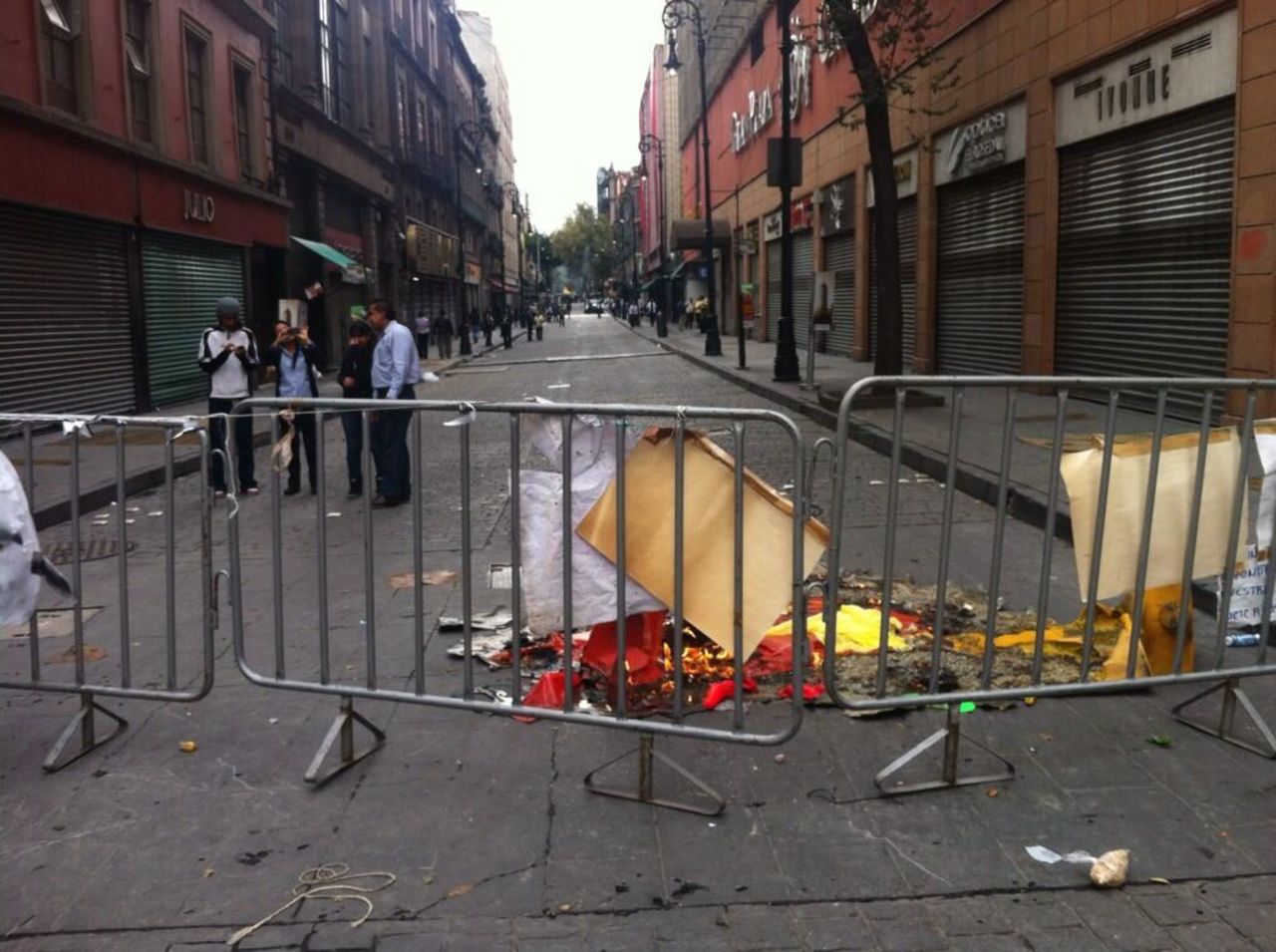 Barricadas en el Zócalo.