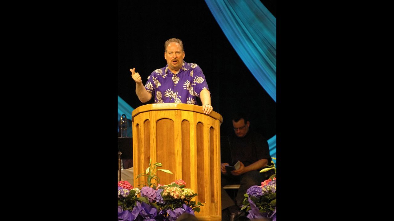 Warren speaks to his congregation at Saddleback Church in 2005.