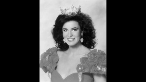 1992 Miss America was Carolyn Suzanne Sapp, from Hawaii.