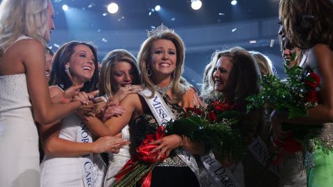 Lauren Nelson, from Oklahoma, is named Miss America 2007 at the Aladdin Theatre for the Performing Arts in Las Vegas, Nevada.  