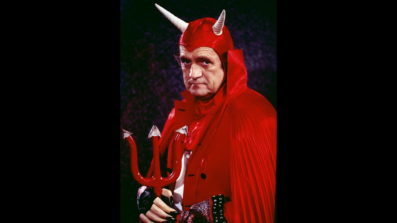 Known for mostly playing nice guys, Newhart poses as a dour devil with a red cape, pitchfork and horns in 1978.
