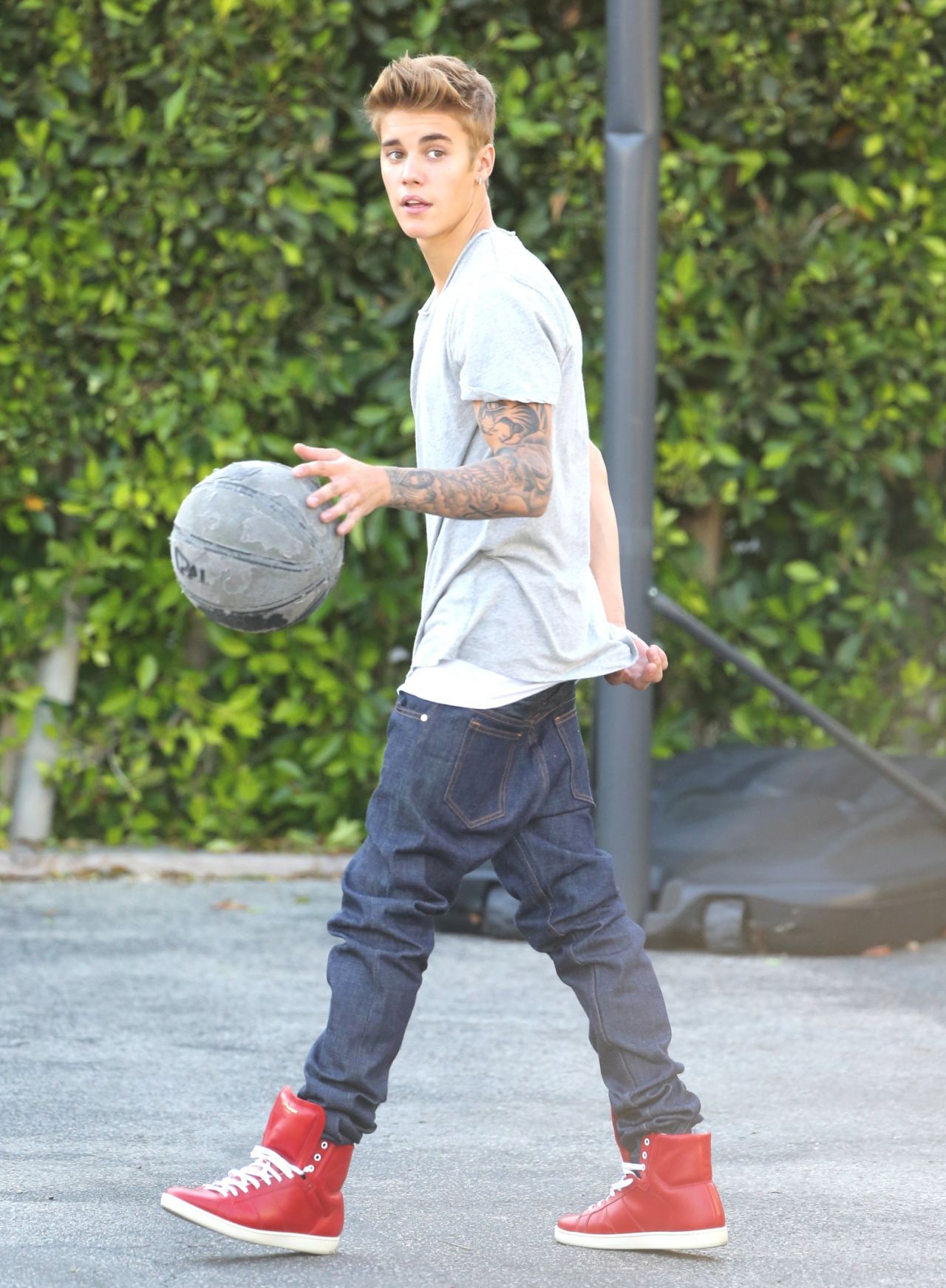 Justin Bieber hits the basketball courts on September 13. 