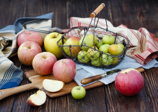 <strong>Apples:</strong> Sweet or tart, apples are satisfying eaten raw or baked into a delicious dish. Just be sure to eat the skin; it contains heart-healthy flavonoids. <br /><br />Health benefits include<br />? Full of antioxidants<br /> ? 4 grams of dietary fiber per serving<br /><br />Harvest season: August to November