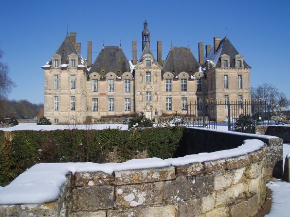 Edward the Black Prince captured the King of France, Jean le Bon, in 1356,  imprisoning him in a castle keep in the Loire Valley. Nearly 700 years later and that keep still stands as part of the privately owned Chateau de Saint-Loup hotel.