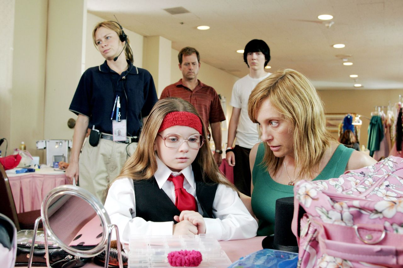 In the hit movie sensation "Little Miss Sunshine," actress Abigail Breslin plays a young pageant hopeful who goes on a road trip across the country to compete in the finals, traveling alongside her wacky family including her mother, played by actress Toni Collette.