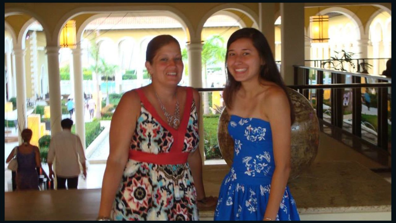 Darlene with her oldest daughter, Ashley, during their family vacation in Dominican Republic. 