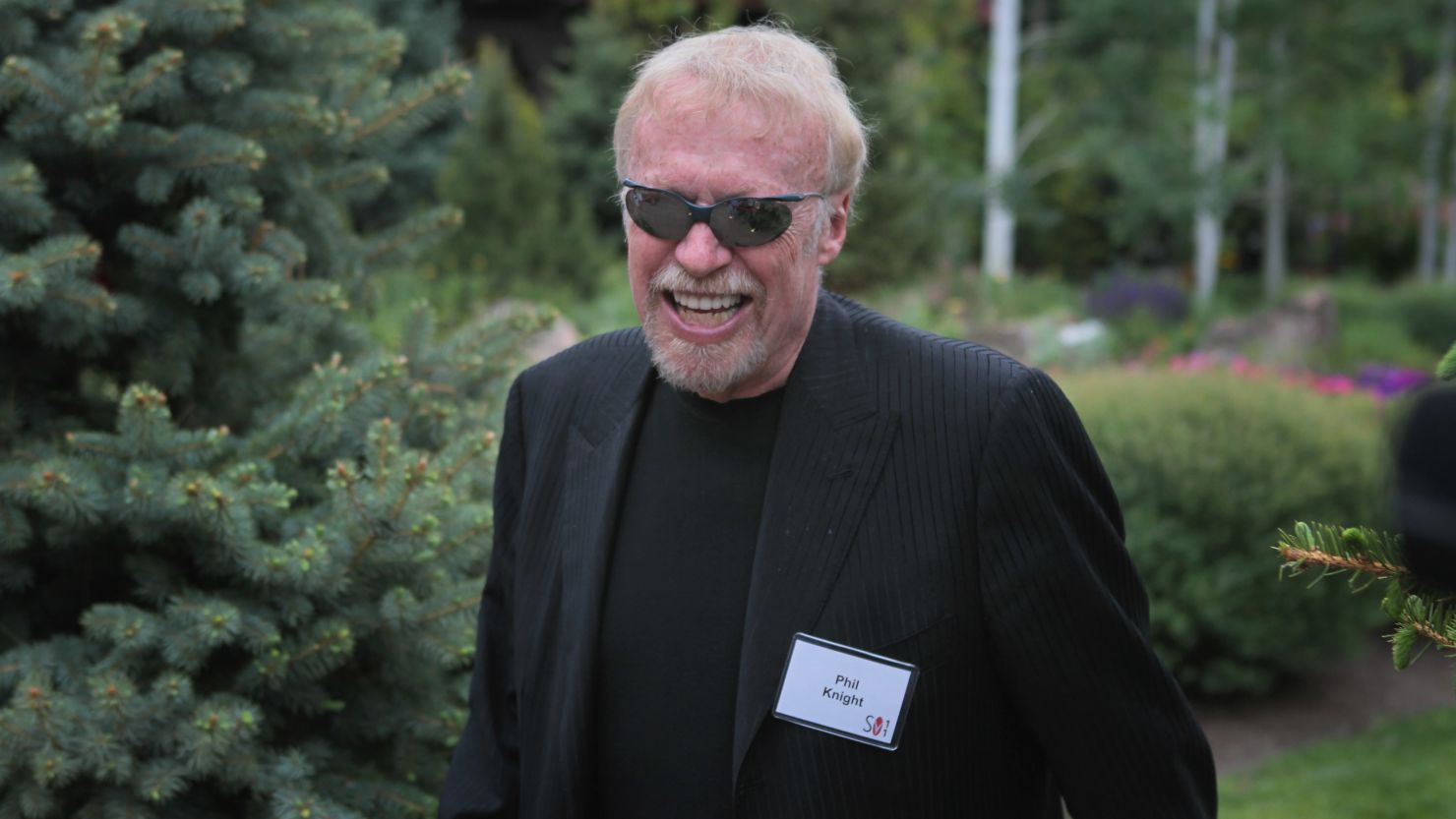 Phil Knight and his wife had previously given $100 million to back the Knight Cancer Institute at Oregon Health & Science University. 