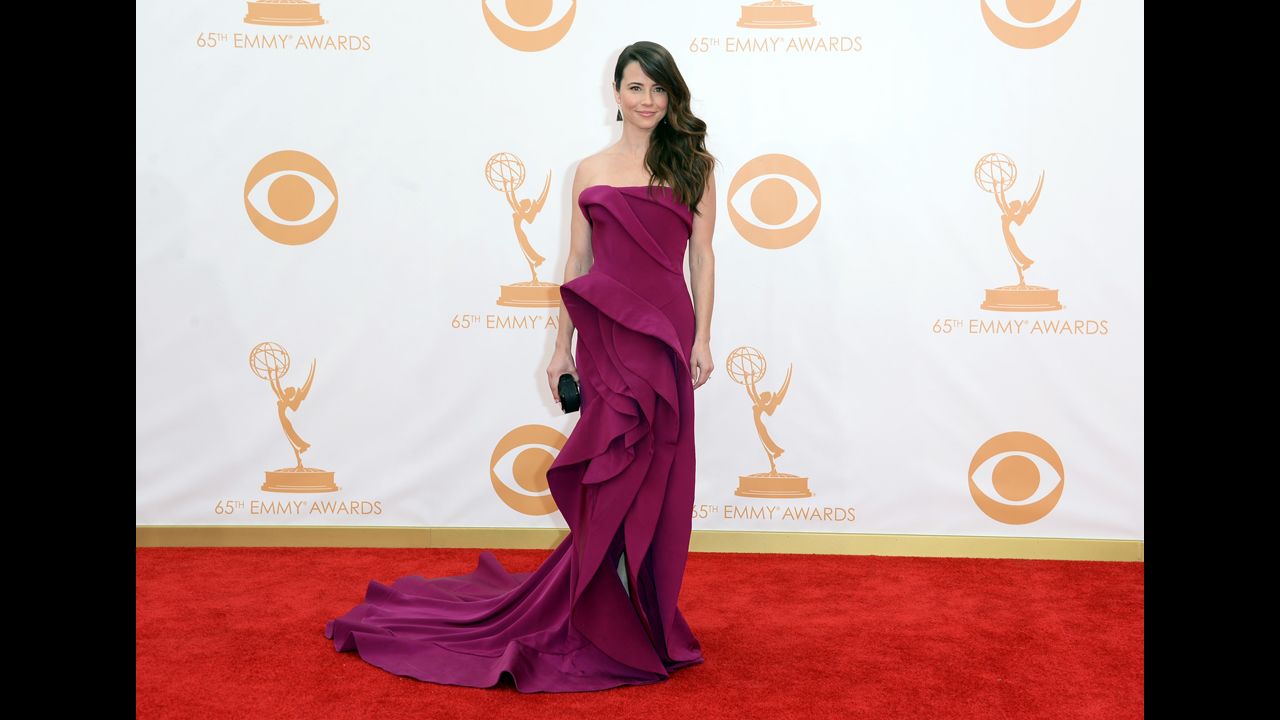 "Mad Men" actress Linda Cardellini was nominated for outstanding guest actress in a drama series. She lost to "The Good Wife's" Carrie Preston.