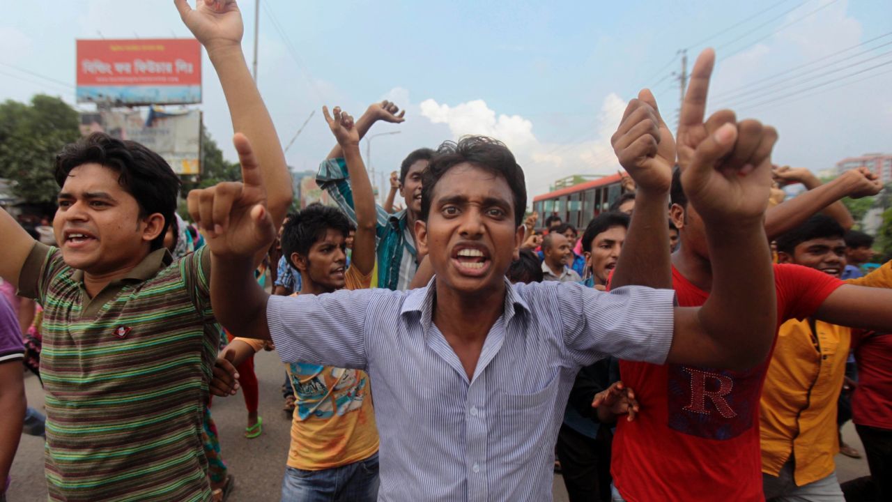 Protesters rally in Dhaka.