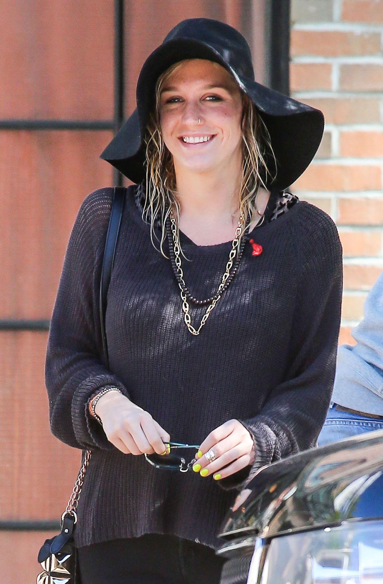 Ke$ha goes semi-incognito while in New York City on September 23.