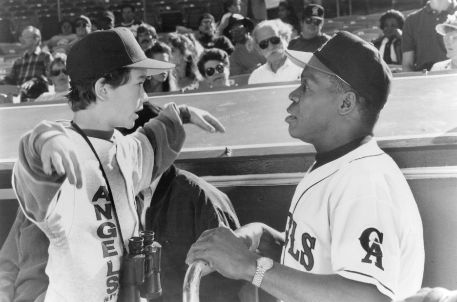 In 1994, Gordon-Levitt appeared in one of the most memorable roles of his young career. He starred with Danny Glover and Tony Danza in Disney's baseball movie, "Angels in the Outfield."