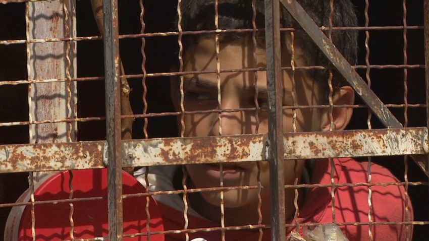 pkg damon lebanon syria refugees shelled_00023129.jpg