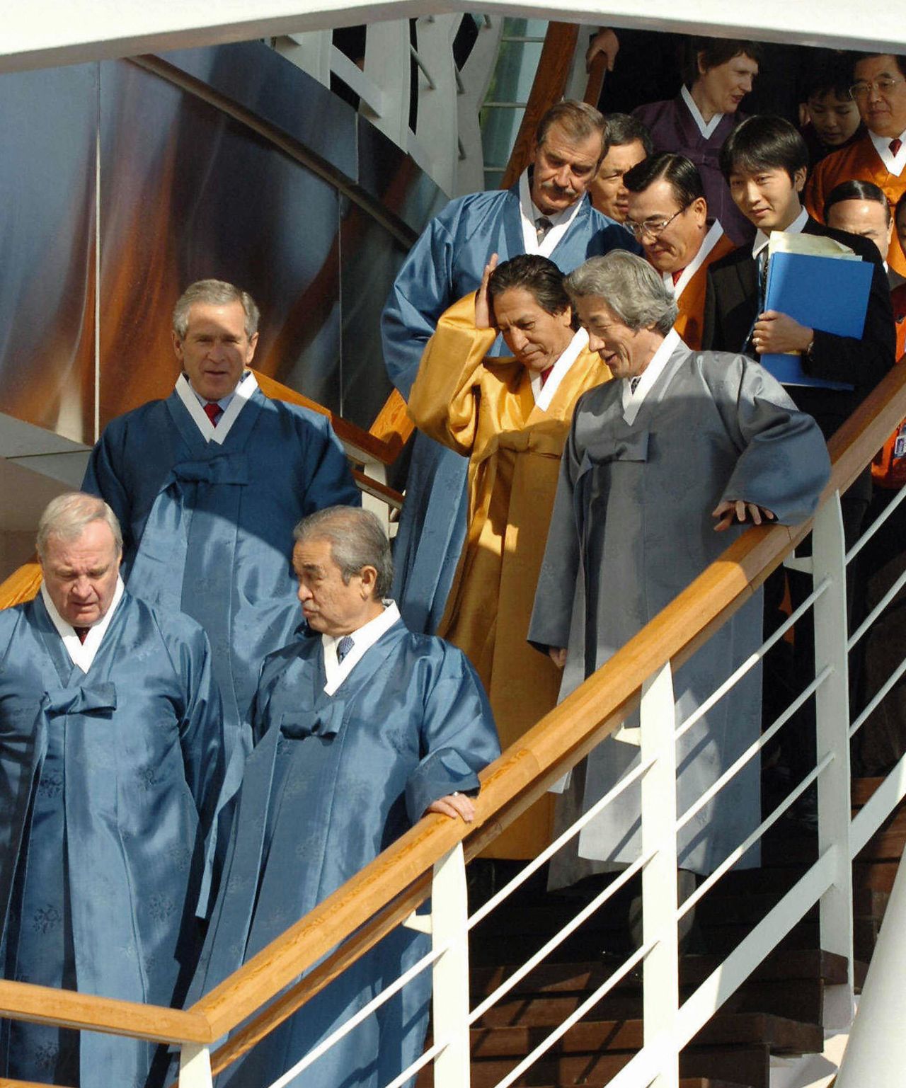 In Busan (2005), South Korea, APEC members <a href="http://www.apec.org/About-Us/About-APEC/History.aspx" target="_blank" target="_blank">agreed to confront pandemic health threats</a>, such as bird flu, and to appear not at all uncomfortable with the high-waisted flair of traditional Korean hanbok.