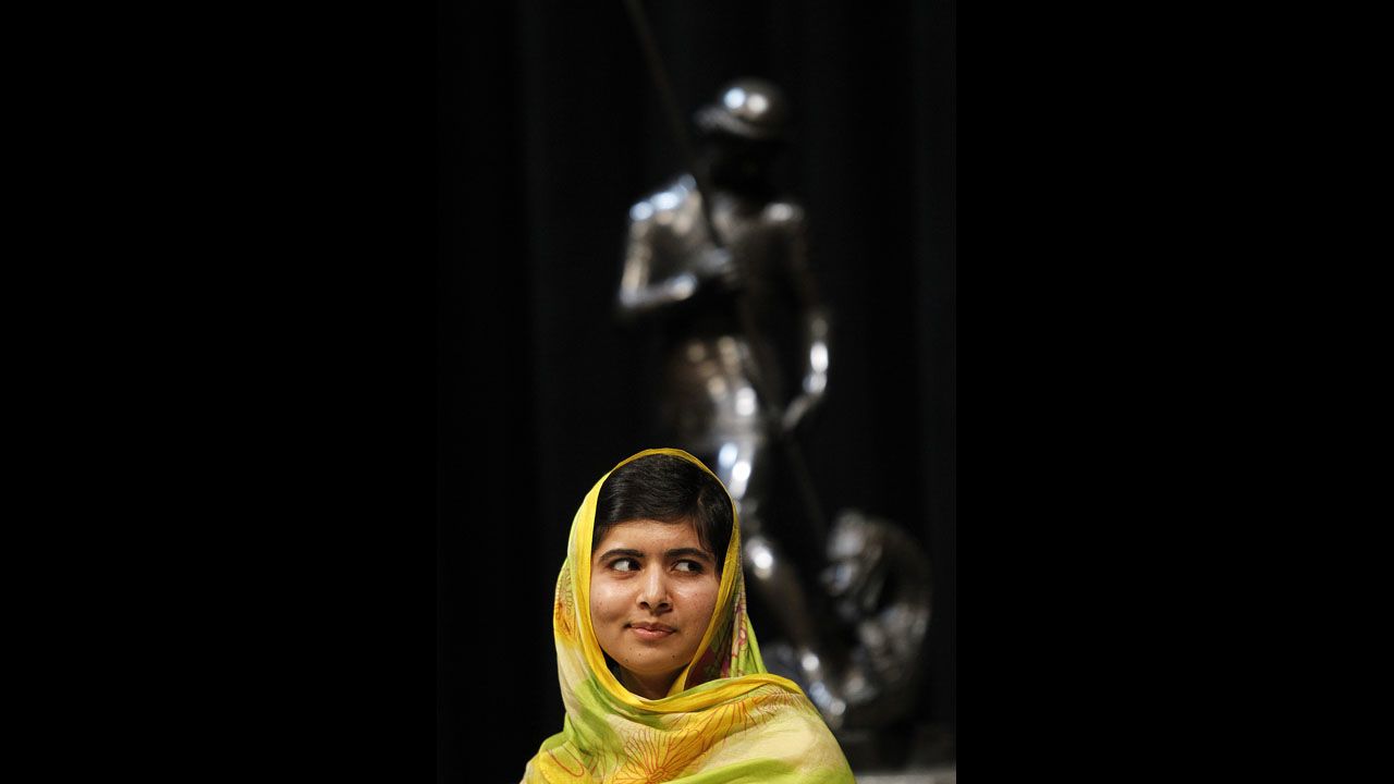 Malala receives the 25th International Prize of Catalonia in July 2013 in Barcelona, Spain. The award recognizes those who have contributed to the development of cultural, scientific and human values around the world. 