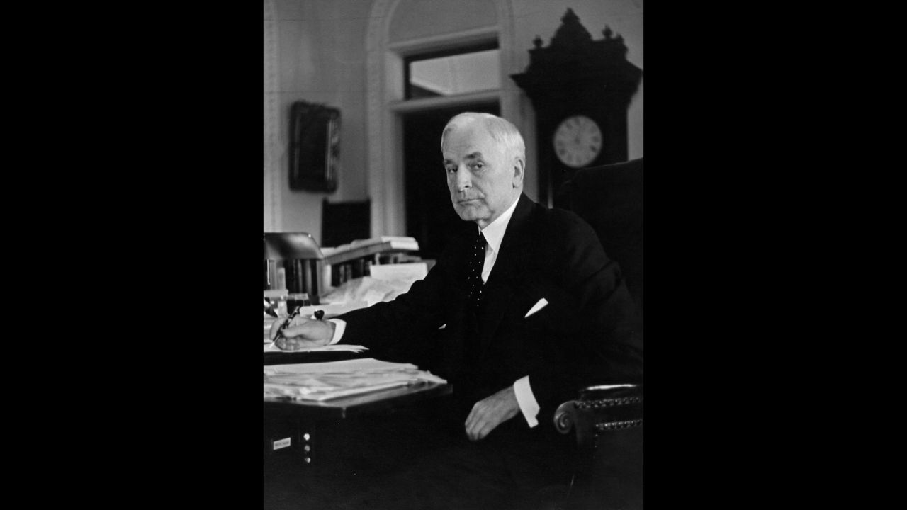 U.S. Secretary of State Cordell Hull won the Nobel Peace Prize in 1945. 