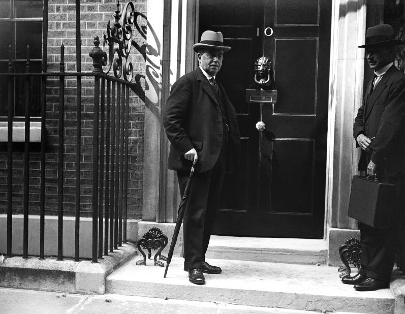 Arthur Henderson, Britain's foreign secretary, arrives at 10 Downing Street in London on August 17, 1931. Henderson won the Nobel Peace Prize in 1934. 