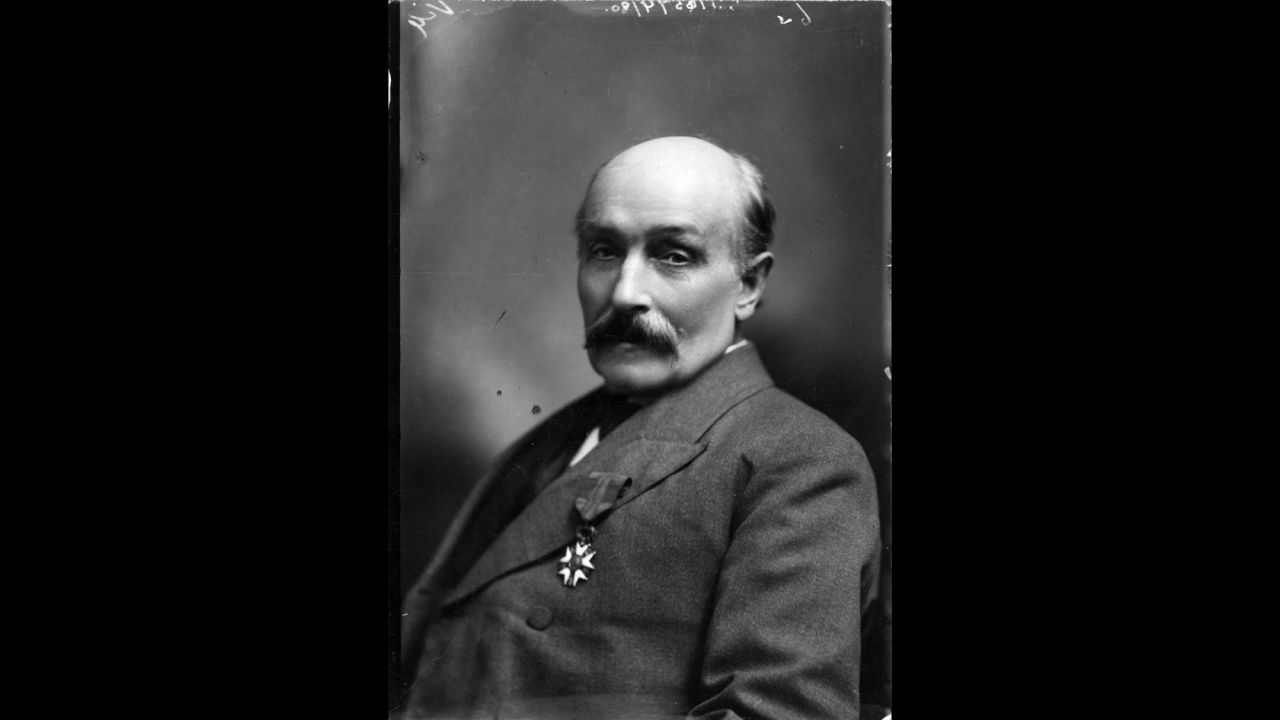 English politician, pacifist and trade unionist Sir William Randal Cremer won the Nobel Peace Prize in 1903.  