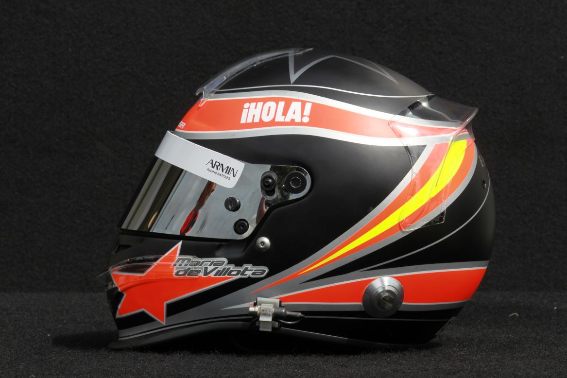El casco de María de Villota como piloto de pruebas de Marussia.
