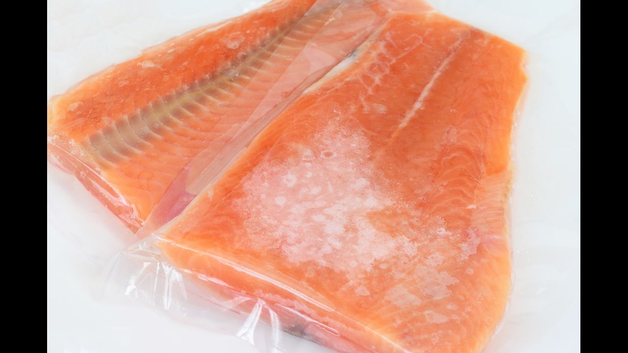 <strong>Plastic wrap: </strong>BPA is also frequently found in plastic wrap, although many companies have started to remove BPA from their products. You'll see "BPA-free" on these brands' labels, or you can check <a href="http://www.saranbrands.com/faq.asp#1" target="_blank" target="_blank">the company's website</a>.