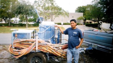 Before he was deported to Nicaragua, Ronald Soza owned his own dry wall finishing business.