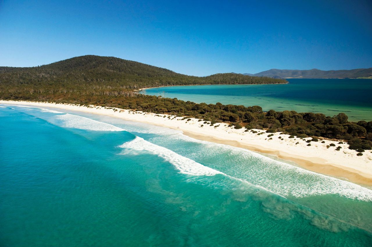 Known as "Noah's Ark" for its endangered animals, including the Tassie Devil and Cape Barren Goose, this east coast island features deserted beaches, rugged cliffs and eucalyptus forests. 