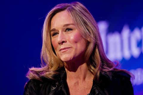 Angela Ahrendts served as chief executive of Burberry for many years. In October 2013, Apple announced that Ahrendts would join the company as a retail executive, overseeing the strategic direction, expansion and operation of both Apple retail and online stores.