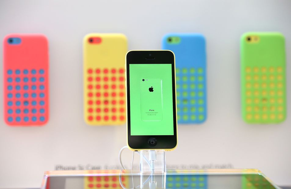 <strong>Apple releases iOS 7, two new iPhones</strong>: This year Apple's biggest move was to update its mobile operating system, iOS 7, which got new features and a fresh look. The company also released two new iPhones (the gold-colored, fingerprint-detecting 5S and the cheaper and more colorful 5C) and two speedier iPads. 