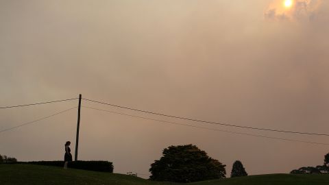 Smoke fills the sky above the Winmalee Country Club on October 18.