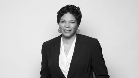 Shandy Garr: "We have women who actually help each other."