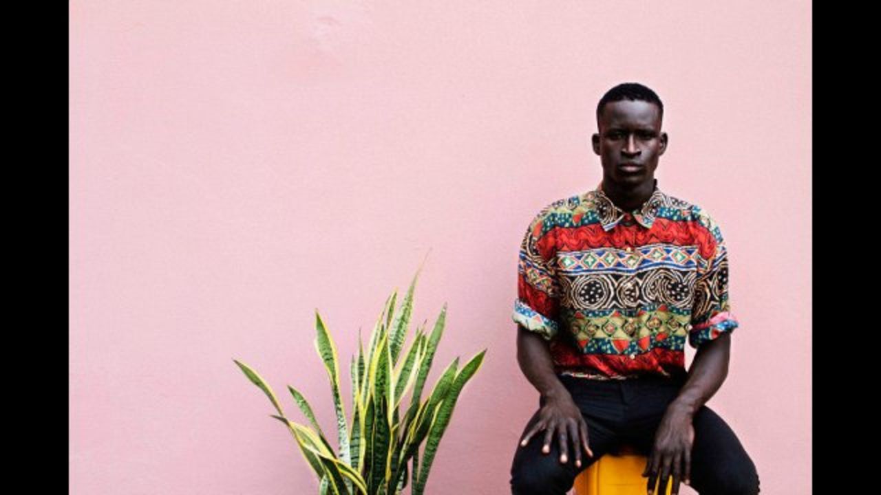 Lakin Ogunbanwo is known for his images of fashion culture in Nigeria. 