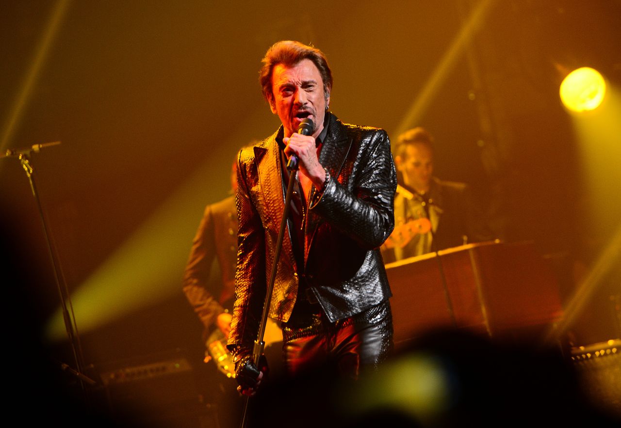 Johnny Hallyday -- "non."
