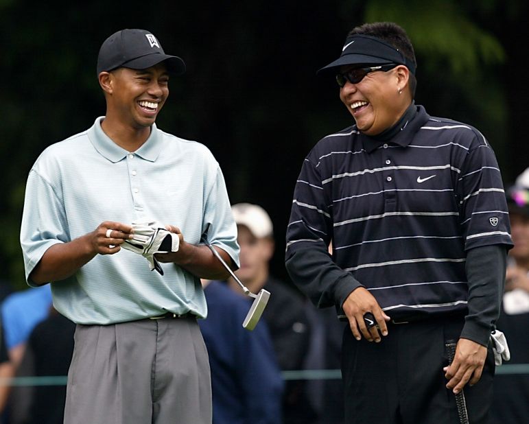 Begay and Tiger Woods share a moment at a PGA tournament in the United States in 2002. They were former college teammates at Stanford.
